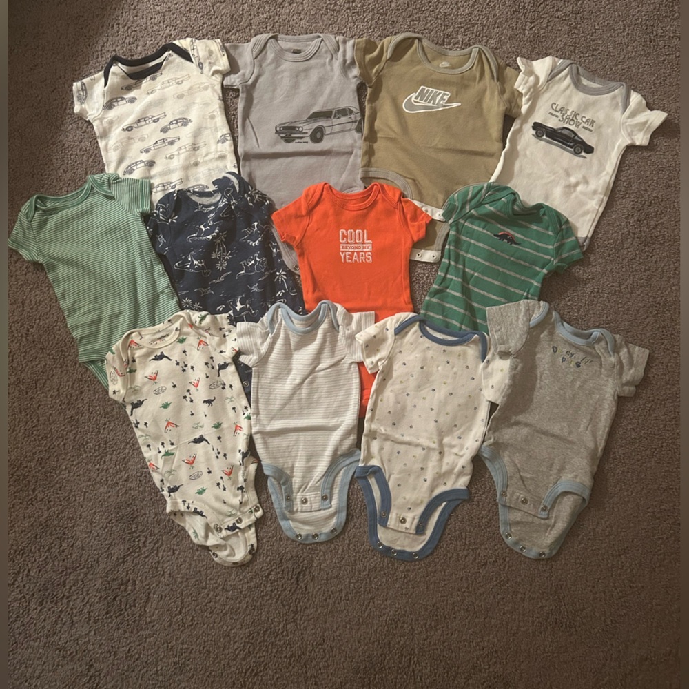 Baby Boy Clothes Bundle. 0-3 months. Preowned good condition.